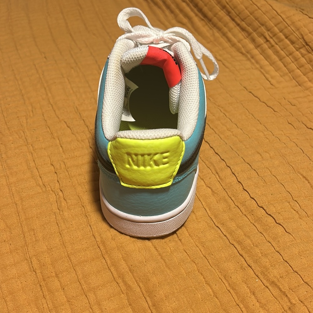Nike Court Vision Low - Picture 3 of 3